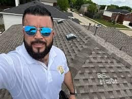 Roofer repair profile picture