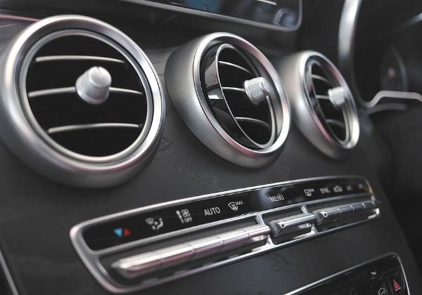 Cover image for A Comprehensive Guide on Top-Notch Car AC Maintenance